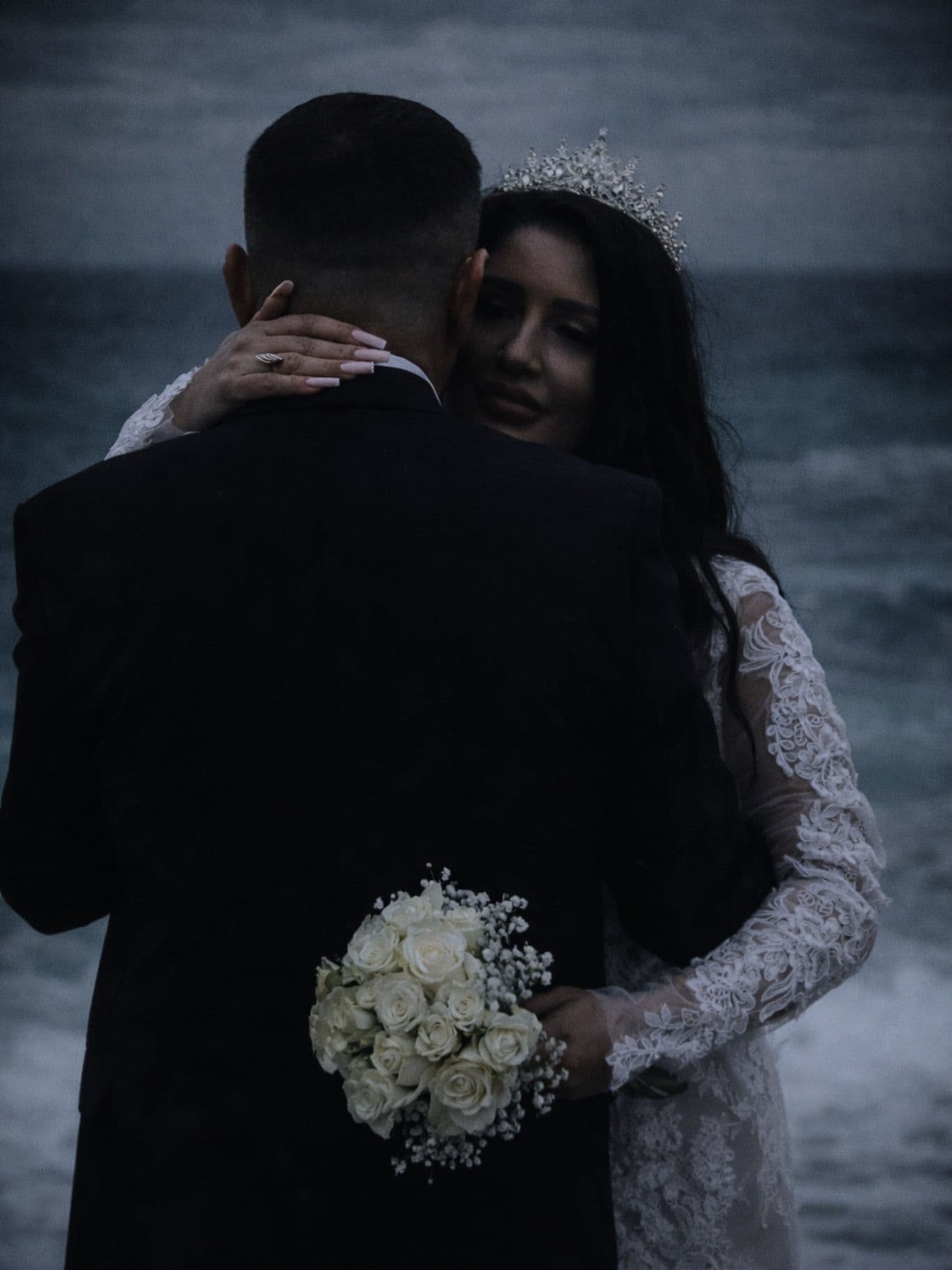 Strehë BrideMood CinematicWedding LoveInStorm